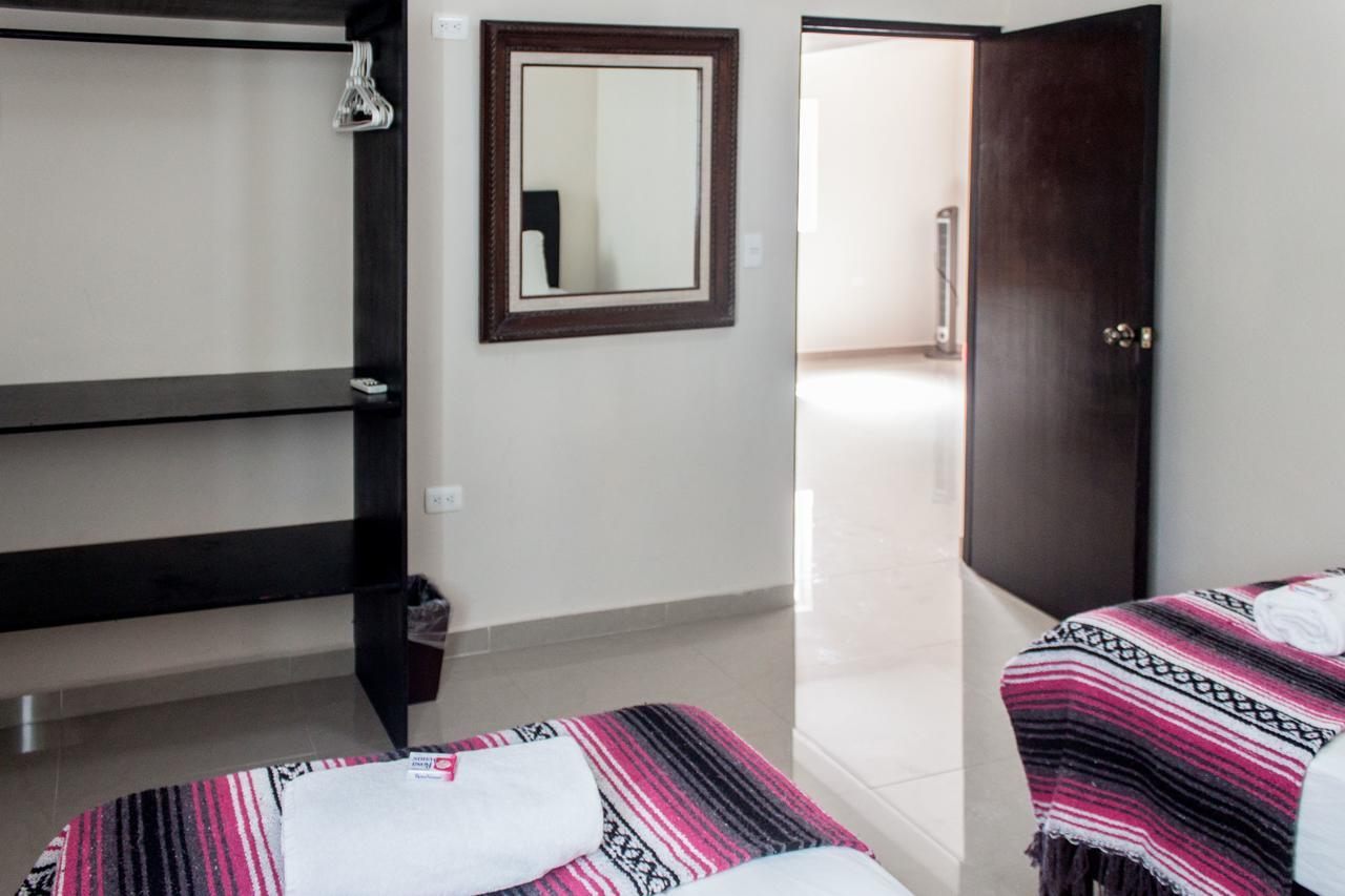 Whyz 4 You Private Rooms Puerto Morelos Exterior photo